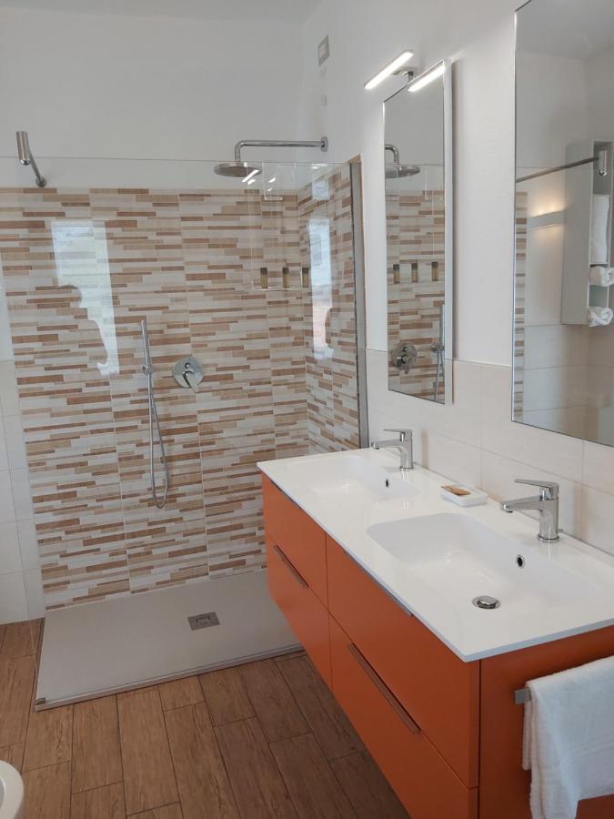 Casa Cimavilla Con Parcheggio Privato Gratuito Crevoladossola المظهر الخارجي الصورة