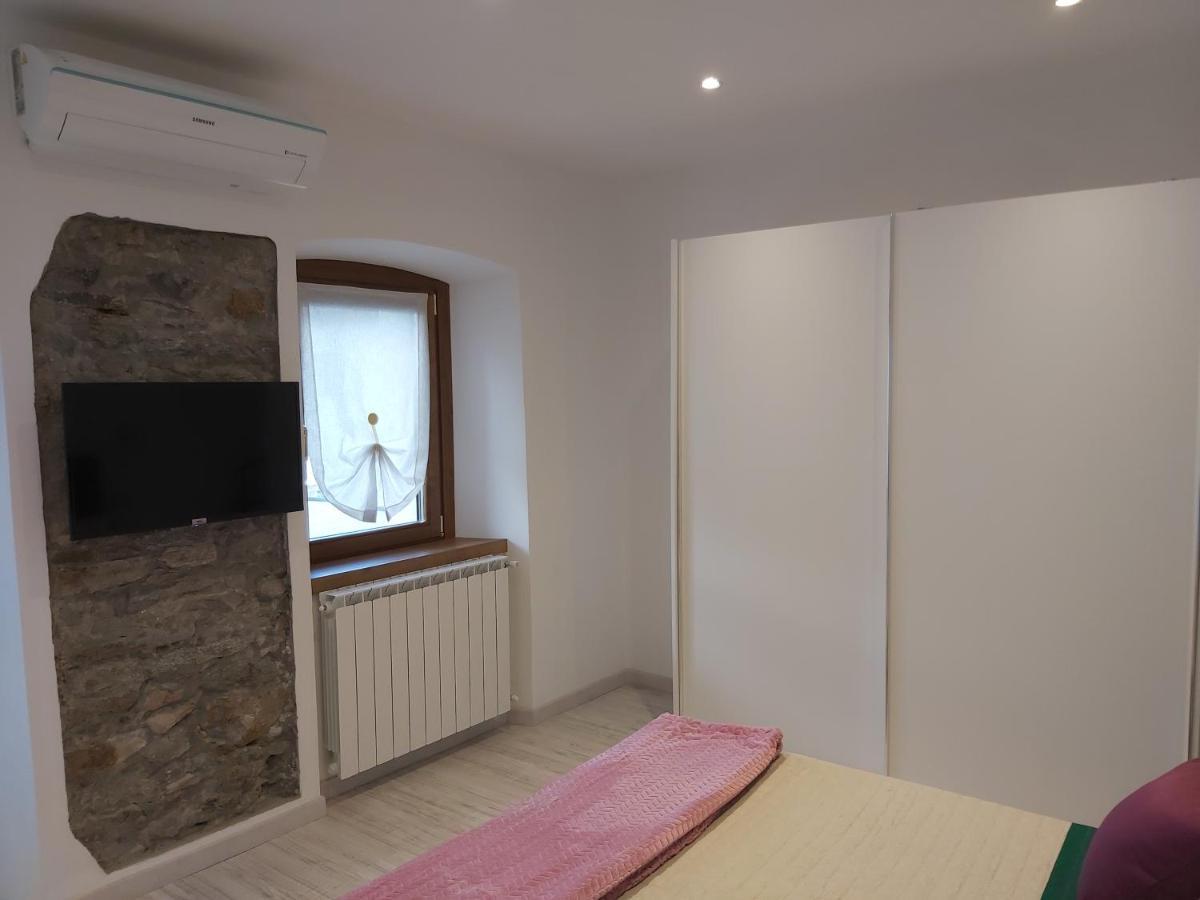 Casa Cimavilla Con Parcheggio Privato Gratuito Crevoladossola المظهر الخارجي الصورة
