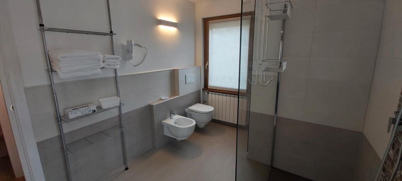 Casa Cimavilla Con Parcheggio Privato Gratuito Crevoladossola المظهر الخارجي الصورة