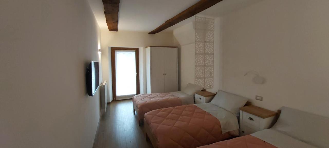 Casa Cimavilla Con Parcheggio Privato Gratuito Crevoladossola المظهر الخارجي الصورة